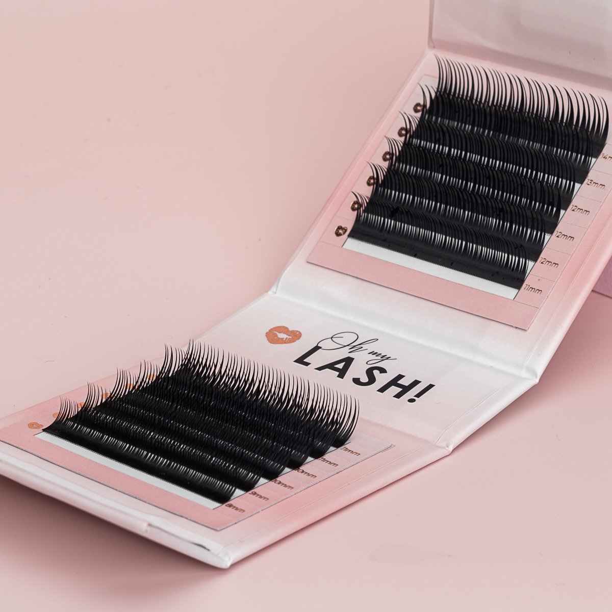 Wet Look Lashes 1 Wet Look Lashes